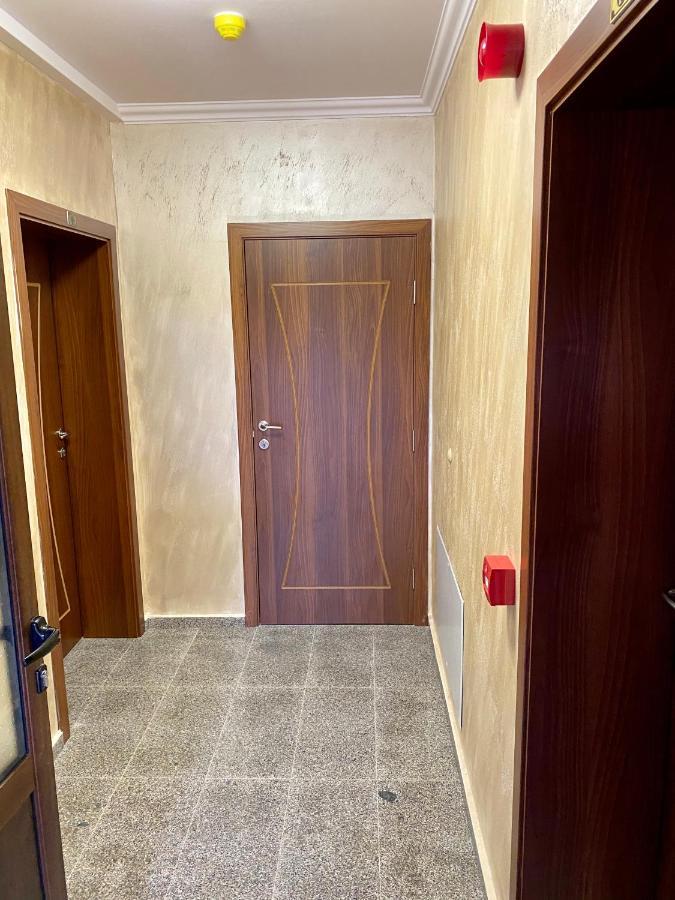 комплекс оазис Апартхотел Доспат